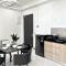 Georgetown Modern Stylish Urban 3BR, InfinityPool with Seaview, 3 Queen bed