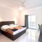 Morjim Sunset Guesthouse- Apartments with Kitchen & AC Rooms