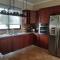 17 ° West, Lux. Inf. Pool villa, 5 minutes to the sandy beach, WiFi