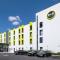 B&B HOTEL Saintes