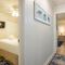 Waters Edge 110s - هولمز بيتش