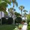 Waters Edge 106s - هولمز بيتش