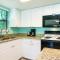 A Getaway Retreat Both Units - برادنتون بيتش