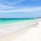 Top floor unit 520 ft2 - 48 m2 with stunning dominant view on ocean, St Barth, Orient Bay - Saint Martin