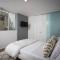 Amazing Views! Walk to the Beach! Pool and Spa! - San Diego