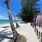 DEWATI ROOMSTAY B&B - 浪中岛
