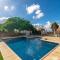 Villa Aurora with Heated Pool - La Cisnera