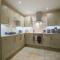 Stylish Townhouse, Work Desk, Fast Wi-Fi, Sleeps 6