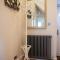 Stylish Townhouse, Work Desk, Fast Wi-Fi, Sleeps 6