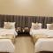 Hotel Madhavam- 250 Mtr from Mathura Railway Station - Mathura