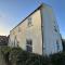 Starfish Shack - Part of the The Bay Filey Holiday Village with pool, gym and direct beach access, pub, restaurant, tennis and meadows walks