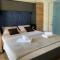 Home De Luxe M&D