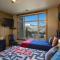 Peregrine Point 104