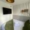 One bedroom Putney Village flat - 伦敦