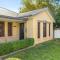 Marcotta Guest Suite - Moments to Golf Course