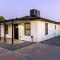 Phoenix Retreat - 2 Bedroom Home with King-Size Bed - 3 Smart TVs - 10 min from Airp - Unit A - 凤凰城