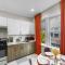 Ask 3 ways on to Save, Sleeps 5, Close to NYC
