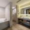 Atour Hotel Tonglu Fuchunjiang - Tonglu
