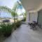 Emerald Suites