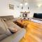 Beautiful holiday home with swimming pool - Drivenik