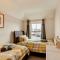 2 Bed in Seahouses CN082 - Сігаузес