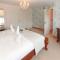 4 Bed in Druridge Bay CN102 - Hadston