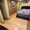 Two Bedroom Few Blocks From The Beach And Tropicana Casino