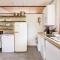 Ahwell Guesthouse Gent 5 BR long term