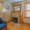Stay In Ohiopyle in town by the GAP trail, hot tub