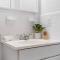 Musicians Lounge - 2 BR with parking asssigned
