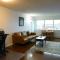 Cambridge 2 BR king gym Near Uni RUH City H