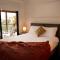 Majestic 2 bedroom villa with panoramic bay views - Strahan