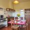 Beautiful Apartment In Le Botteghe, Fucecchio With Kitchen