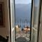 Simo House Stunning Lake View Balcony