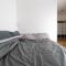 Lake view private room, desk, 1 Gbps net, free parking - Londýn