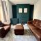 Modern Mountain Retreat in the Brecon Beacons - Ystradgynlais