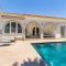 Villa con Piscina y vistas al mar