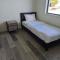 Huge Holiday Home 4Beds 2Baths in Gladstone near Shopping Center