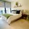 Viva Nautica Solaria - condo with sea view, 2 pools, hot tub