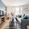 Tranquil Flat with Outdoor Space - Prime Location! - 伦敦
