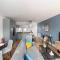 Tranquil Flat with Outdoor Space - Prime Location! - 伦敦