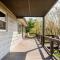 Ridgetop views near Asheville w/Private Hot Tub
