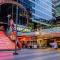 Vintage Charm 3BR Abode - Views丨 Parking丨Gym丨 Pool