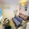 Studio flat in Shipley Central - Shipley