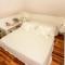Spacious Apartment in Trogir with Parking - Trogir