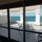 Cobertura aparthotel frente ao mar