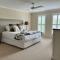 HighGrove Lodge, Luxury Hunter Valley House with Views, Solar-heated Pool, Space