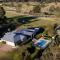 HighGrove Lodge, Luxury Hunter Valley House with Views, Solar-heated Pool, Space - Millfield