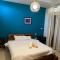 one bedroom apartments aqaba on 2 swimming pool Tala bay