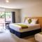 Greenlane Suites